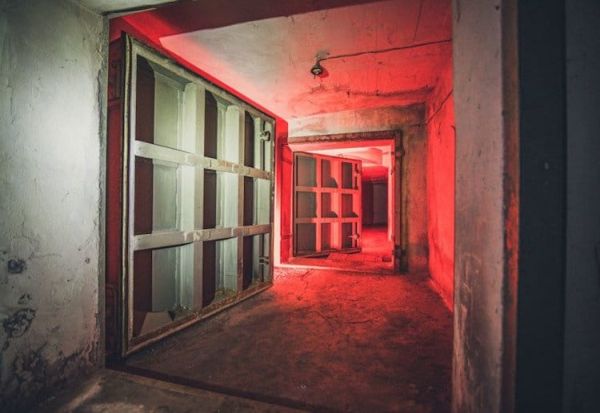 Фотограф го истражува мистериозниот подземен град на Тбилиси од советската ера