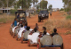 Иновативен превоз им помага на учениците од оддалечени места да стигнат на училиште
