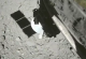 Погледнете како јапонски вселенски брод зема примероци од мал астероид
