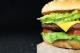 „Бургер кинг“ со светска кампања ги охрабрува средношколците да седат дома