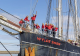 Холандски средношколци го поминале Атлантскиот Океан со брод за да стигнат дома