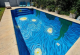 Базен инспириран од Ван Гог овозможува пливање во „Ѕвездена ноќ“