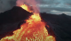 Видео од дрон како влегува во вулкан