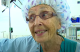 На 96 години се пензионира најстарата медицинска сестра во светот