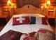 Хотел во кој може да спиете во две држави истовремено