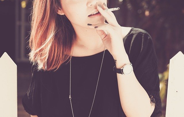 Пушењето ја зголемува вашата биолошка возраст, вели вештачката интелигенција