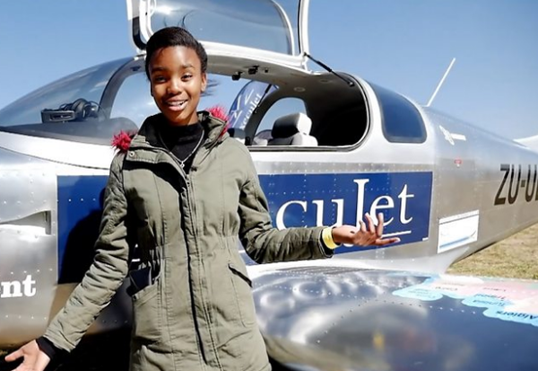 Јужноафрикански тинејџери сами составиле авион и ја прелетале Африка