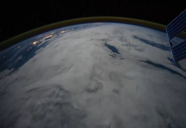 Што чувствуваат астронаутите кога првпат ќе ја видат Земјата од вселената