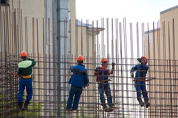 Градежни работници