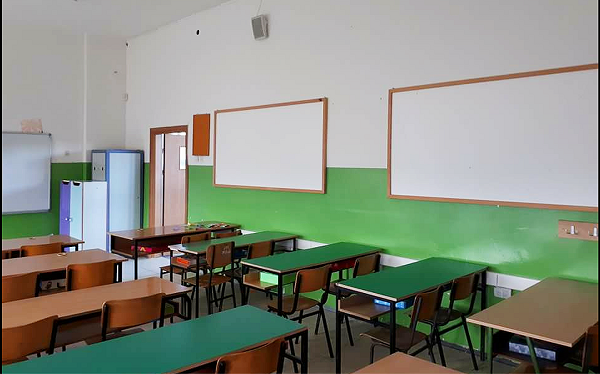 Родителите од ОУ ,,Димитар Поп Георгиев-Беровски“: Дечињата немаа можност ни да се збогуваат со наставниците