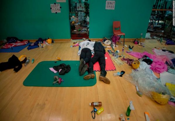 Како изгледа Политехничкиот универзитет во Хонг Конг откако го напуштија демонстрантите?