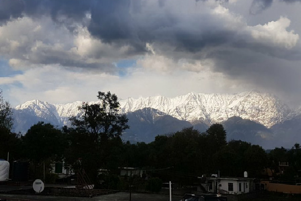 Првпат по 30 години Хималаите се видливи од неколку делови на Индија