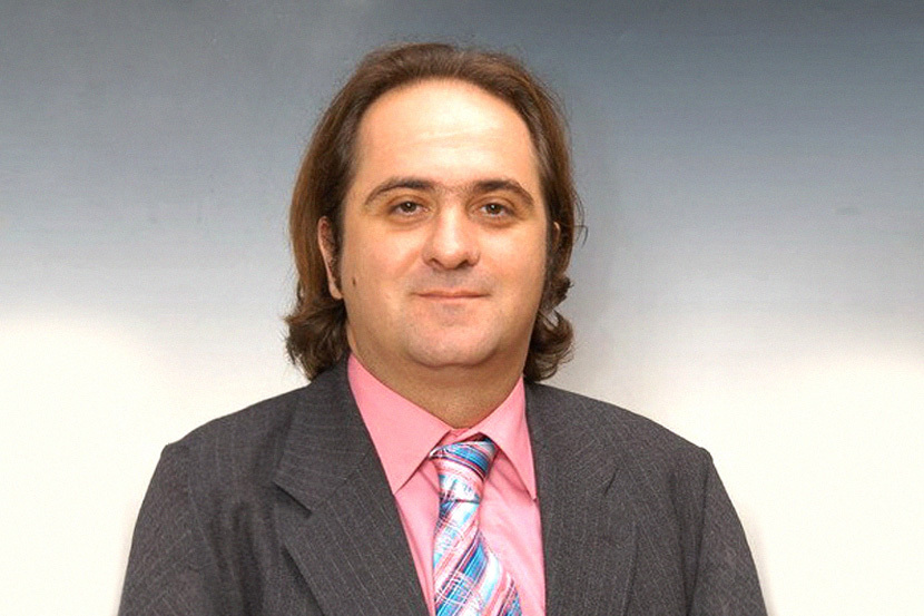 Разговор со проф. д-р Анастас Мишев за тоа како треба да изгледа една современа платформа за далечинско учење