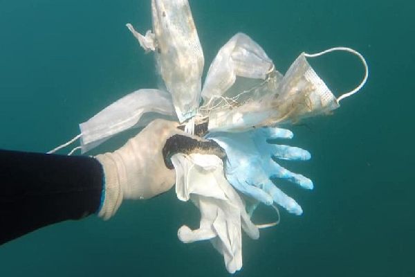 Коронавирусот и екологијата - Средоземното Море е сѐ повеќе загадено со медицински отпад