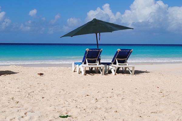 Барбадос ќе доделува едногодишни дозволи за престој на странци што работат на далечина