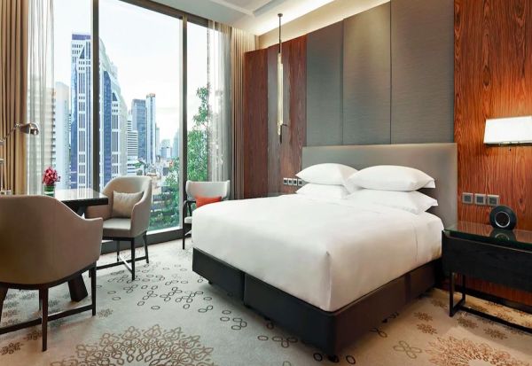 Корона-бизнис: Хотел во Тајланд има неверојатна понуда за гостите
