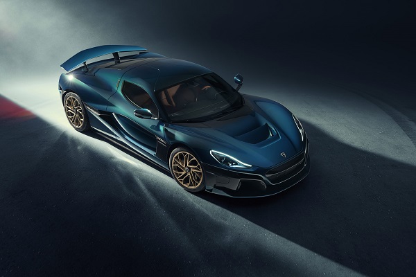 Хрватот Римац го побива тврдењето на Илон Маск за брзината на најновата „тесла“