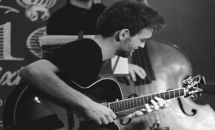 Филип Динев, еден од нашите најдобри џез-музичари ги опишува животот и студирањето во Германија