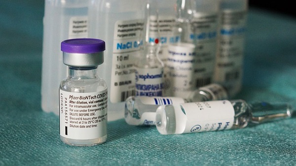 „Фајзер“: Ефективноста на вакцината паѓа на 83,7 отсто по 4 месеци