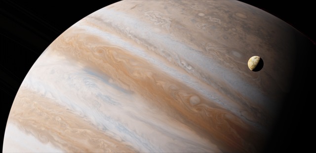 Анимација покажува колку брзо ротира Јупитер во однос на другите планети