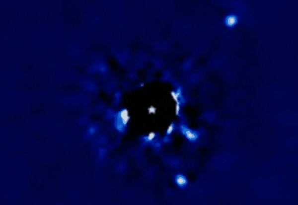 Неверојатна снимка покажува планети кои кружат околу ѕвезда оддалечена 133,3 светлосни години од Земјата