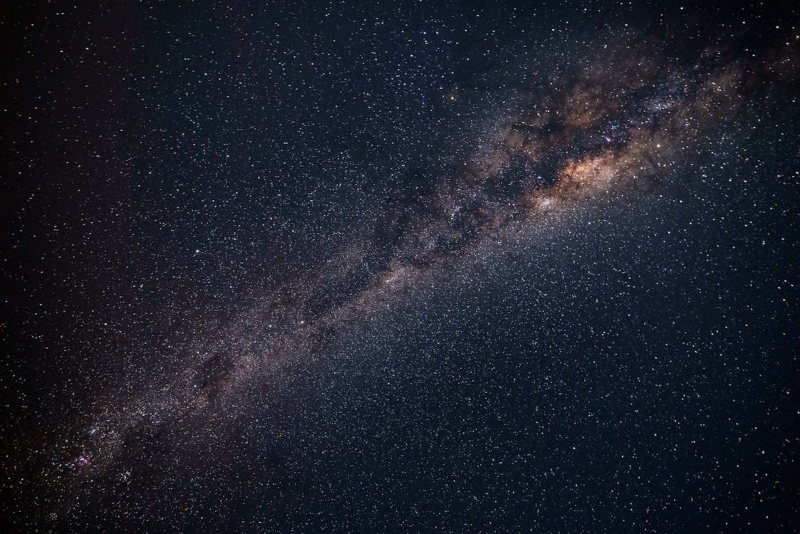Астрономите ја откриле најголемата црна дупка во Млечниот Пат