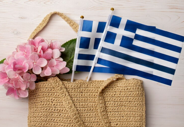 Во Грција стапи во сила нов закон - на овие автомобили не им е дозволен влез во земјата