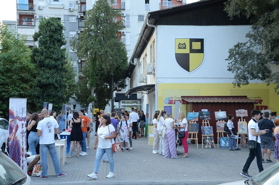 Прв факултет со германска универзитетска диплома - остануваат само уште неколку места!