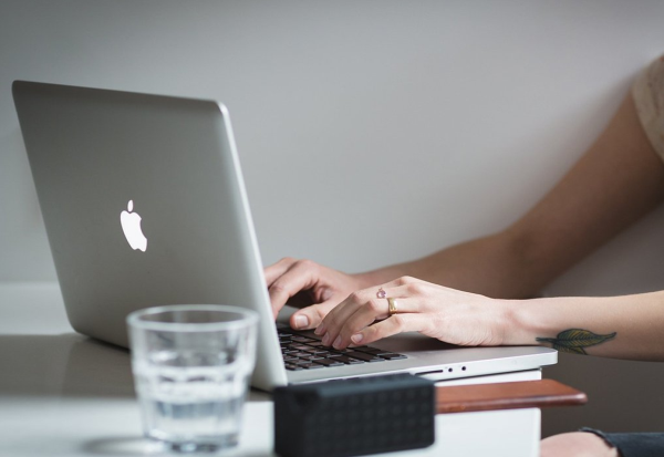 Како Кина го искористи „Епл“ за да стане светски технолошки лидер