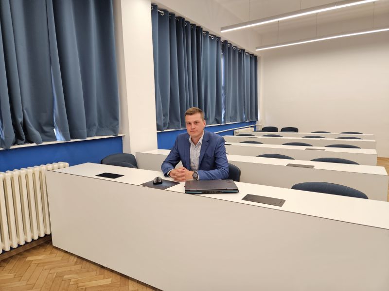 Марко Ѓорѓиоски од Градежниот факултет е добитник на „Инженерски прстен“: „Најголем предизвик ми е проектирање и изведба на мостови“