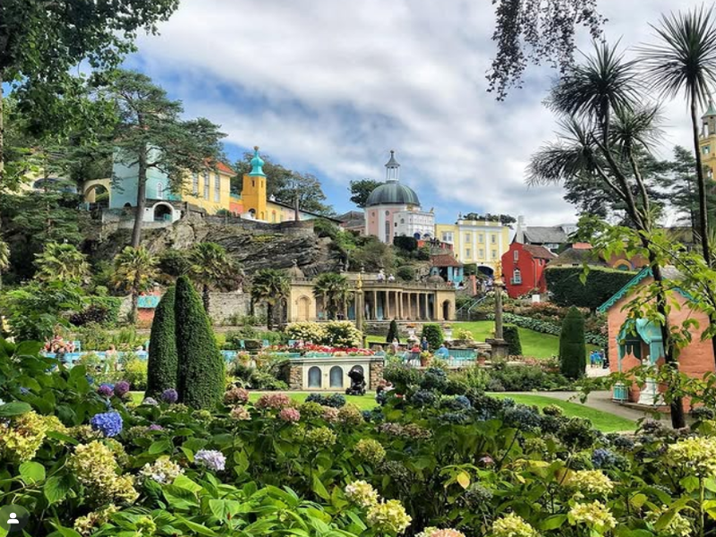 Село што го подобрува расположението: волшебниот Портмерион во Велс