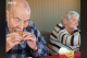 Кога 99-годишник првпат во животот ќе проба брза храна