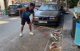 Жителите на Бејрут сами ги расчистуваат улиците