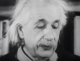 Погледнете како Алберт Ајнштајн ја објаснува Теоријата за релативноста