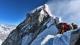 Како е да чекате ред за да стигнете до врвот на Монт Еверест?