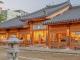 „Старбакс“ отвори кафуле во традиционален дом во Кореја стар еден век