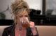 Холивудската актерка Дениз Ричардс пие чај од „Алкалоид“ во реалното шоу „Вистинските домаќинки од Беверли Хилс“